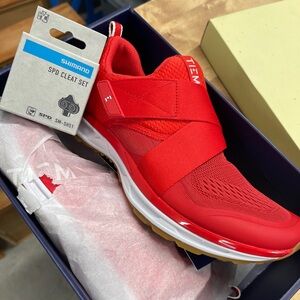 Tiem Spin Shoes with cleats!